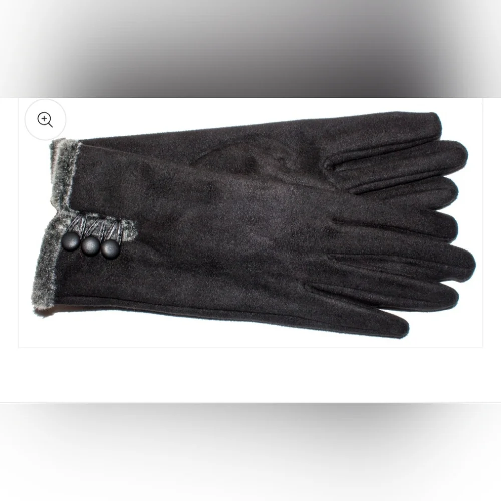 NWT Gloves International Faux Fur Gloves